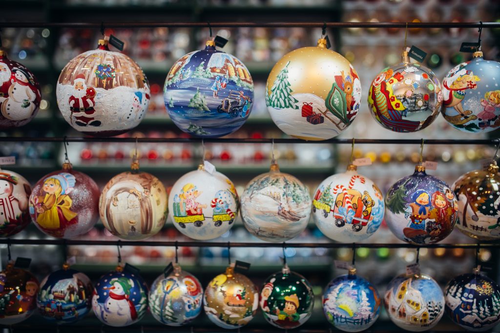 christmas glass bulb ornaments