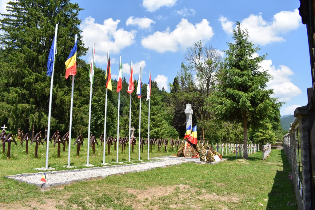 Úz Valley military graveyard